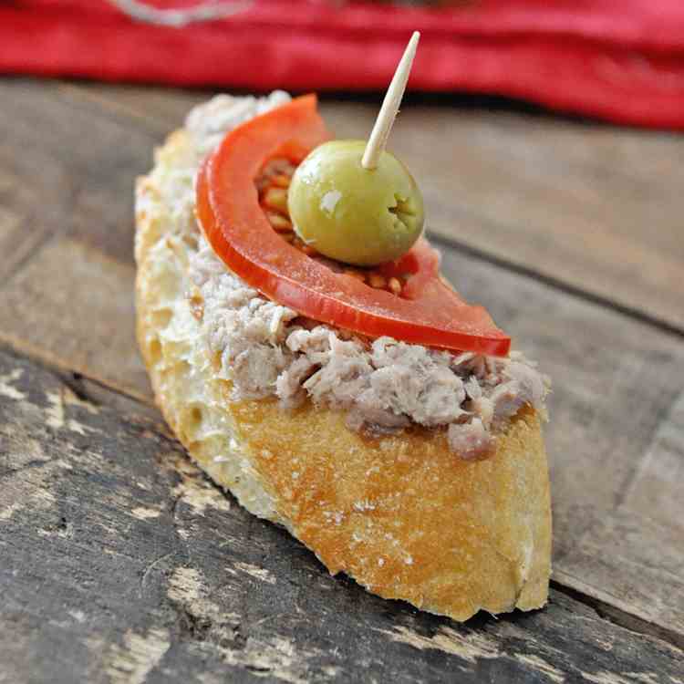 10 Incredible 3-INGREDIENT Spanish TAPAS