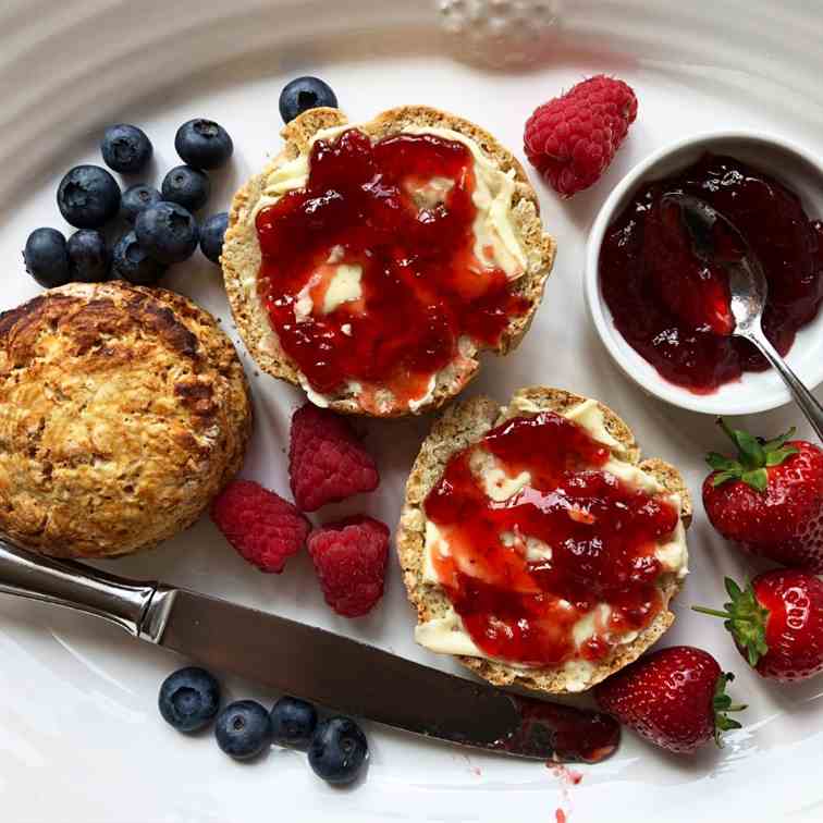 Gluten-free scones with buttermilk 