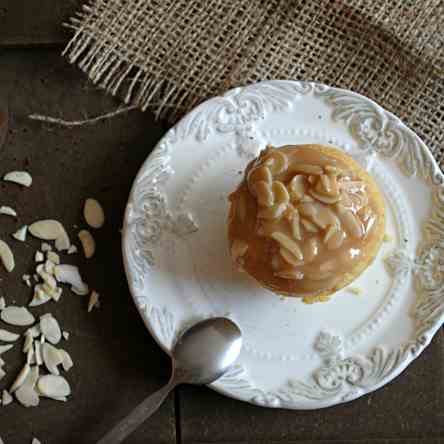 Vanilla Cake with Caramel Crust