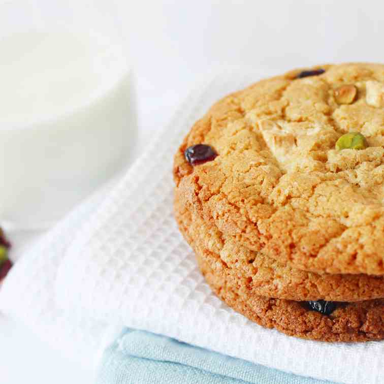 Cranberry and Pistachio Cookies