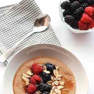 Cinnamon Amaranth with Berries