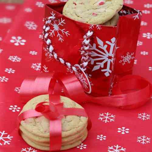 Peppermint M&M Pudding Cookies