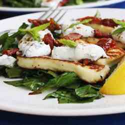  Halloumi & sundried tomato salad