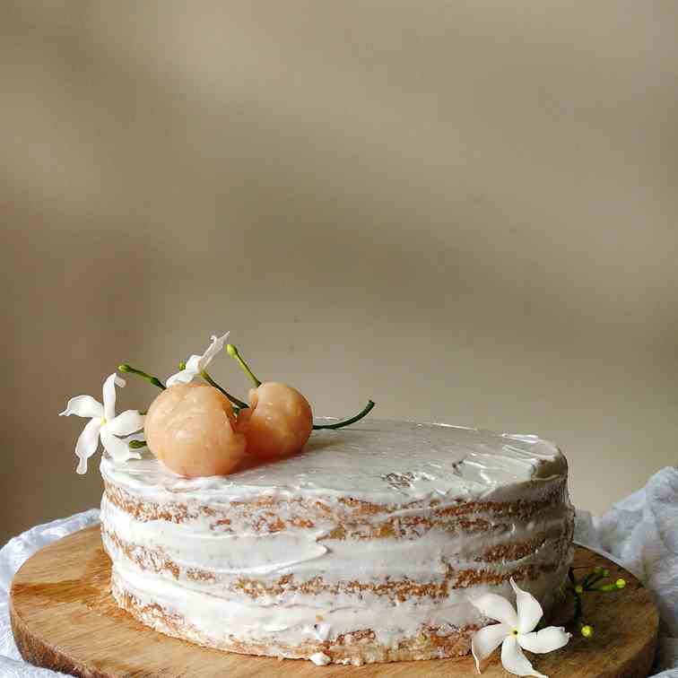 Lychees and cream cake