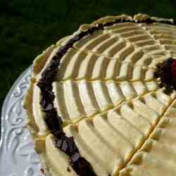 White chocolate and raspberry cake
