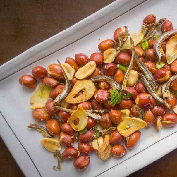 Garlicky Peanuts with Fried Anchovies