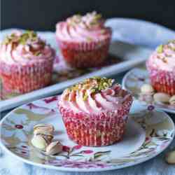 Pistachios and Rosewater Cupcakes