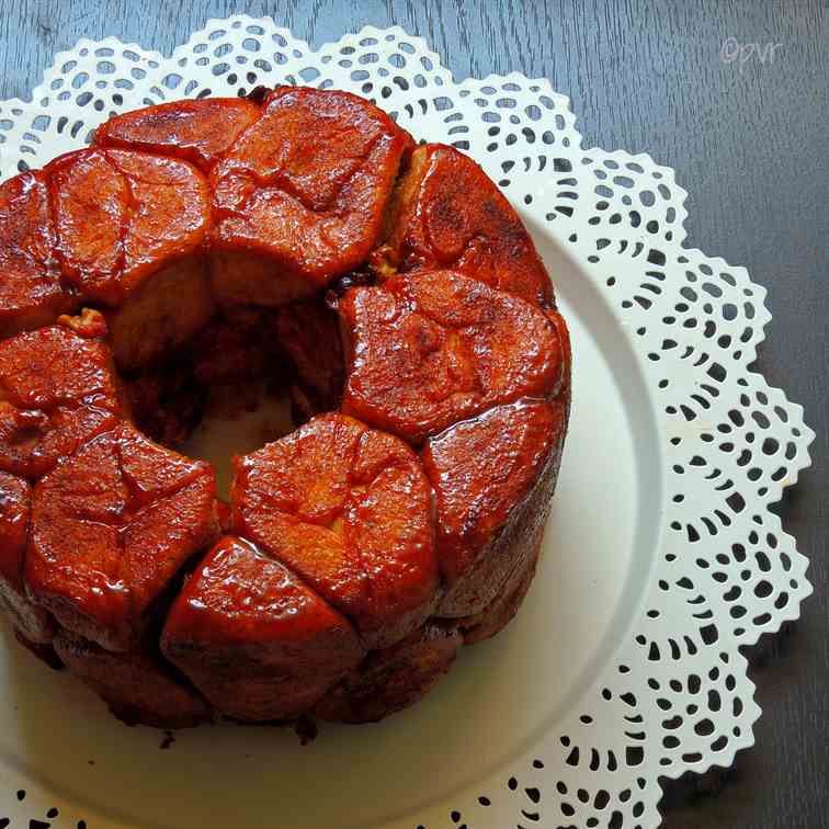 Chocolate Stuffed Monkey Bread