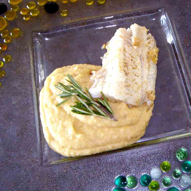 Zander with Potato-Onion Mash