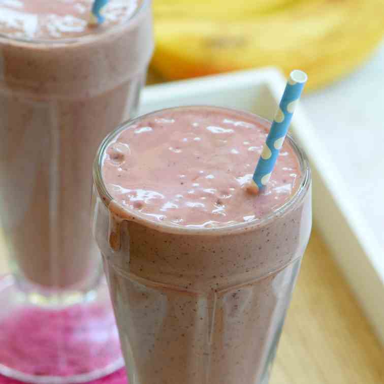 Banana Split Smoothie