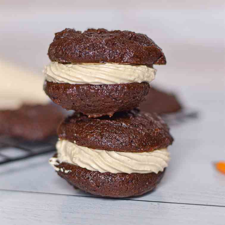 Chocolate Peanut Butter Whoopie Pies