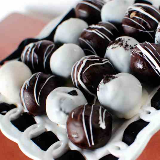 Cookie Dough and Oreo Truffles