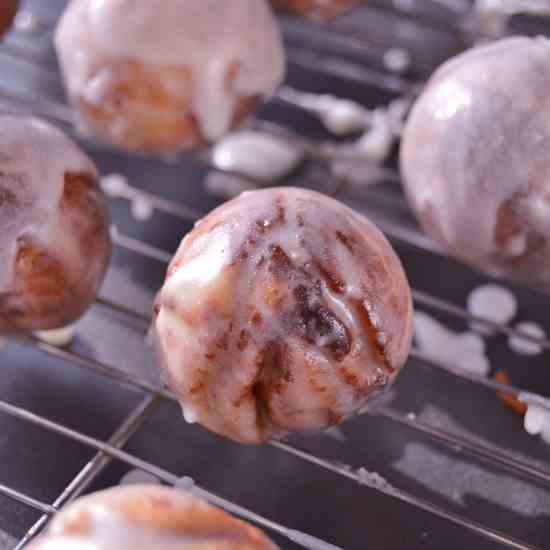 Cinnamon Roll Donut Holes