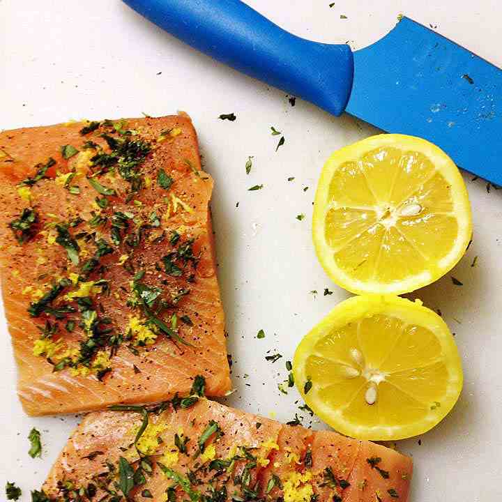 Pan Roasted Salmon with Creamy Peas