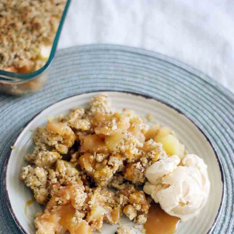 Pecan Apple Crumble