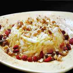 Grated Apple with Honey and Walnuts