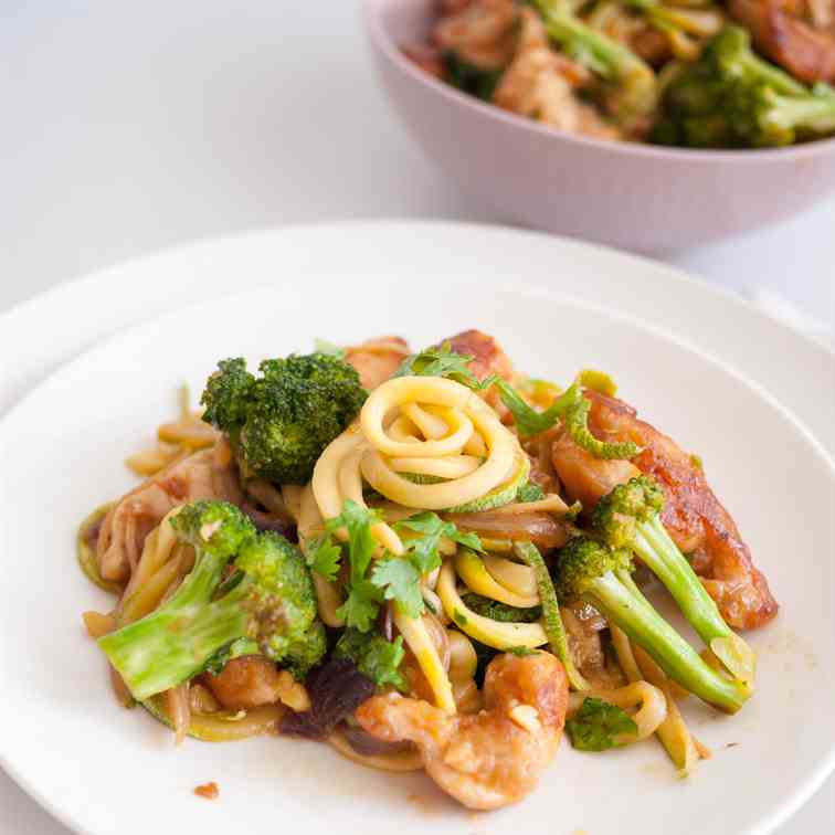 Chicken Broccoli Zucchini Noodle Stir Fry