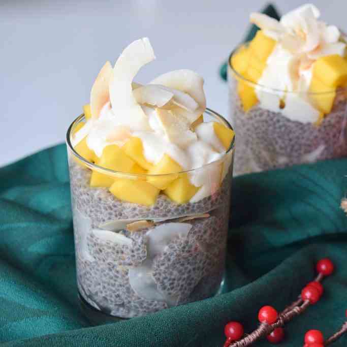 Coconut chia seeds pudding