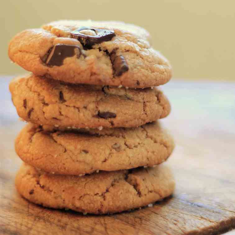 Happy Chocolate Chip Cookies