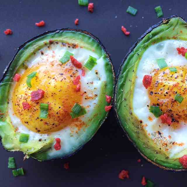 Avocado Baked Eggs