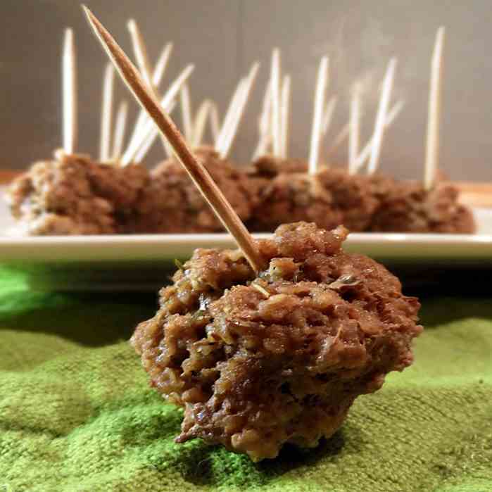 Meatballs in pressure cooker 