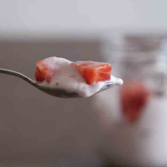 Chocolate-Covered Strawberry Mousse Cups