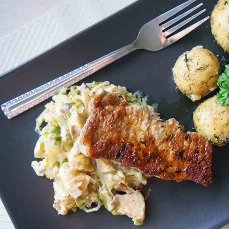 Pork chops wiith creamy cabbage