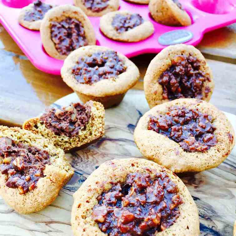 Spelt flour and pecan nuts delights