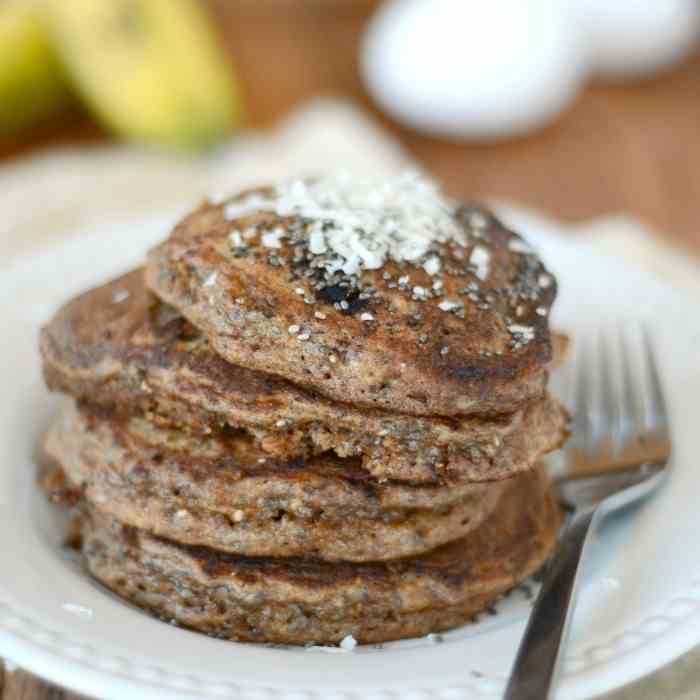 Paleo Banana Chia Pancakes