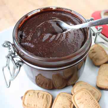 Homemade Nutella Spread