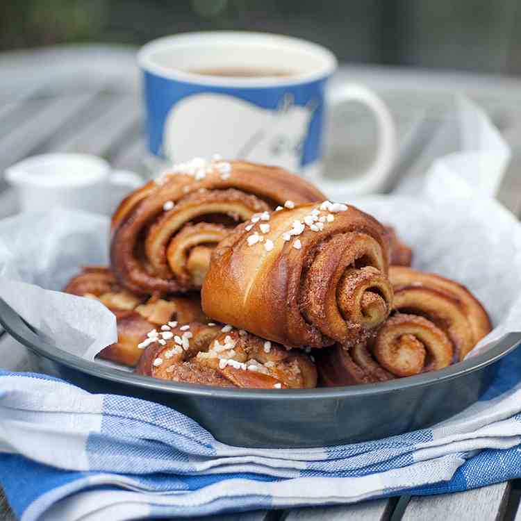 Kanelbullar - Swedish cinnamon rolls