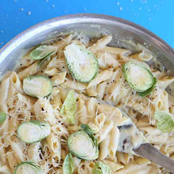 Easy Vegan Cheesy Pasta Recipe