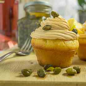 Salmon pate and capers muffins
