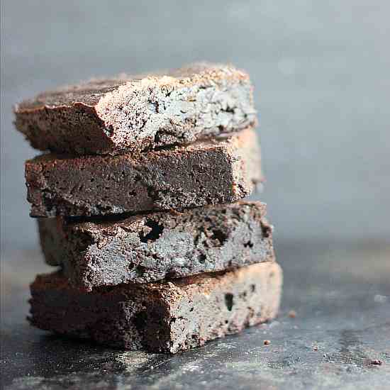 Classic Fudgy Brownies