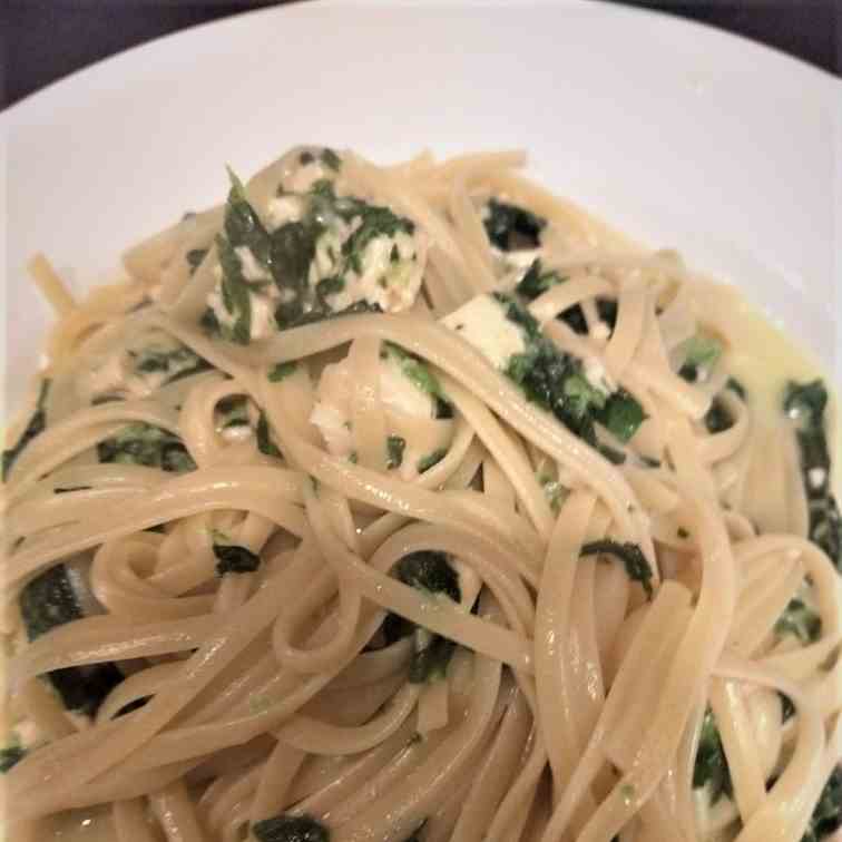 Spinach and Chicken Alfredo