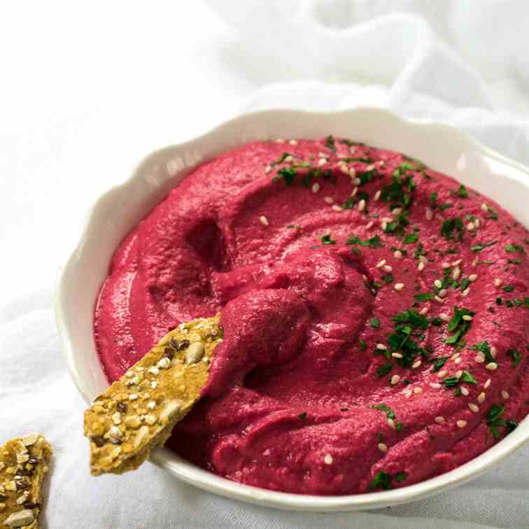 Skinny Beetroot Hummus