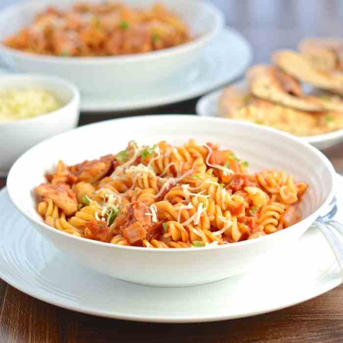 Barbecue Chicken and Bacon Pasta