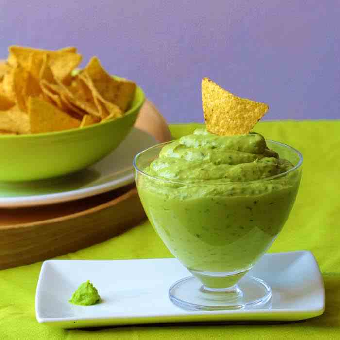Guacamole with parsley, mint and wasabi