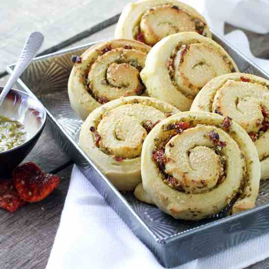 Parmesan Pesto Rolls