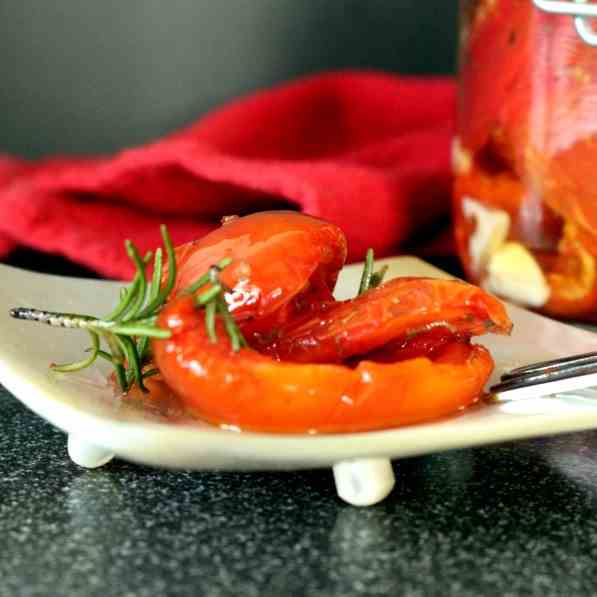 Semi dried Tomatoes in Olive Oil