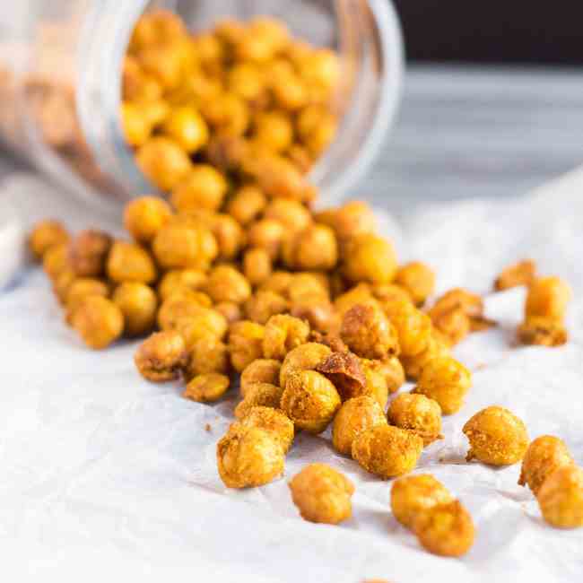 Indian Spiced Roasted Chickpeas