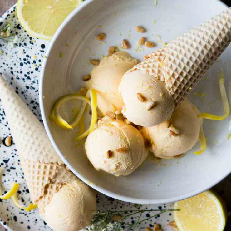 Boozy Lemon Ice Cream (Limoncello)