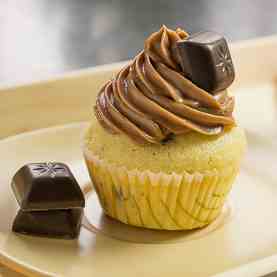 Dark chocolate cupcake