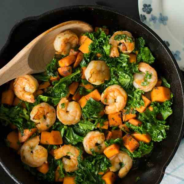 Sweet potato, Kale and Shrimp Skillet