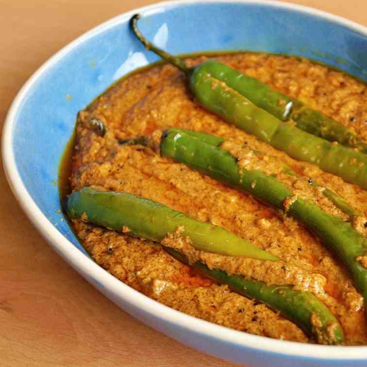 Hyderabadi mirchi ka salan