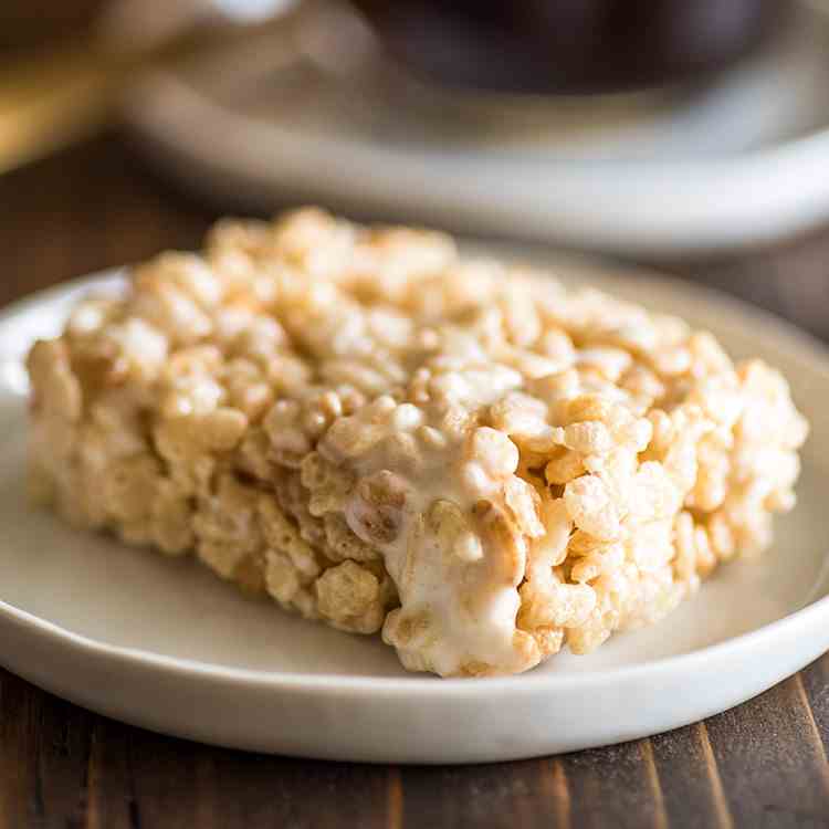 Single-serve Rice Krispie Treat in the Mic