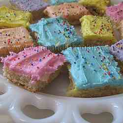 Frosted Sugar Cookie Bars