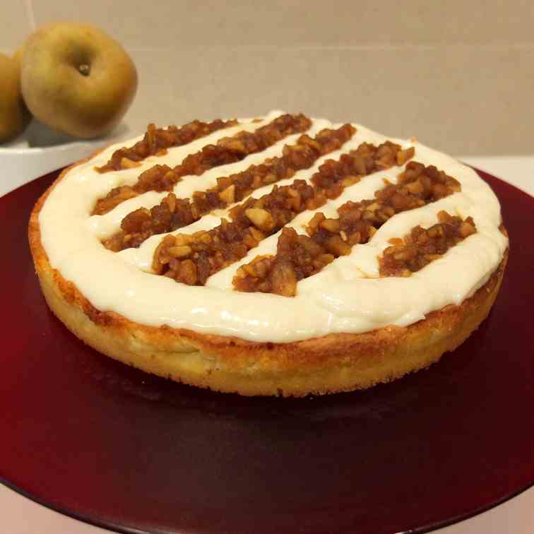 Modern baked apple pie