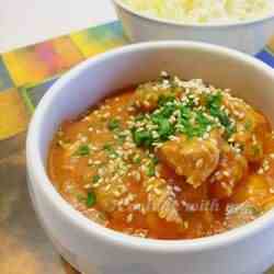 Chicken curry in coconut sauce