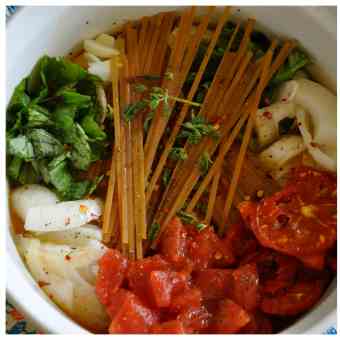 One-Pot Tomato Basil Spinach Pasta